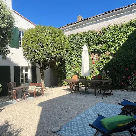 Charming House With Garden Near The Port 別荘 アル・アン・レ