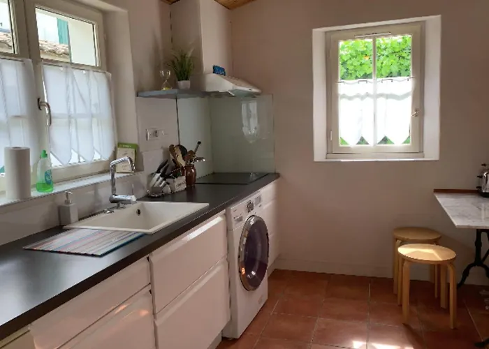 Charming House With Garden Near The Port Ars-en-Re