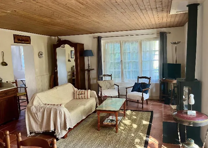 펜션 Charming House With Garden Near The Port *