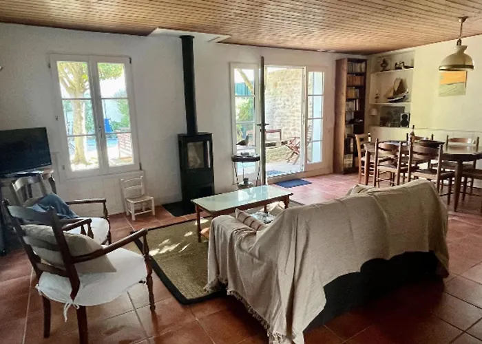 펜션 Charming House With Garden Near The Port 아르장르